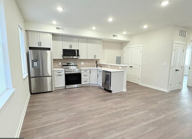 Cocina abierta/sala de estar - 2511 Manton St