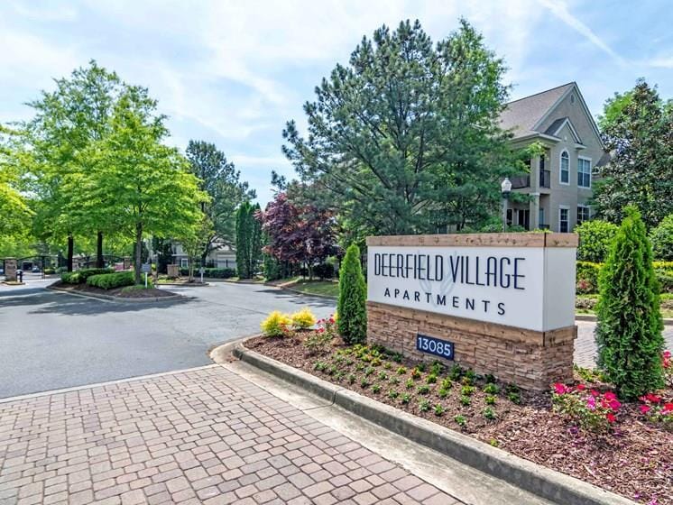 Deerfield Village Apartments 13085 Morris Rd Milton, GA