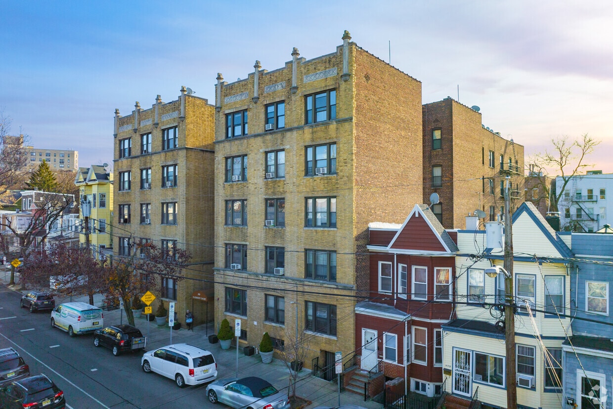 429435 Fairmount Ave, Jersey City, NJ 07306 Apartments in Jersey