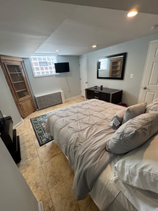 Foto del edificio - 2419 Chesterfield Ave