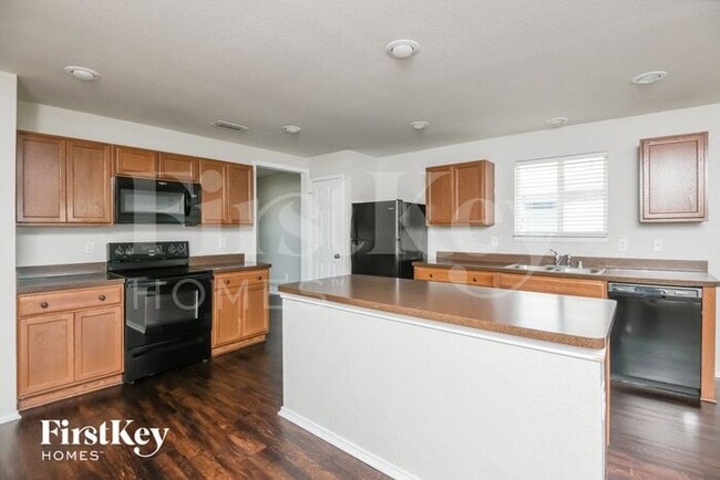 Building Photo - 8932 Puerto Vista Dr