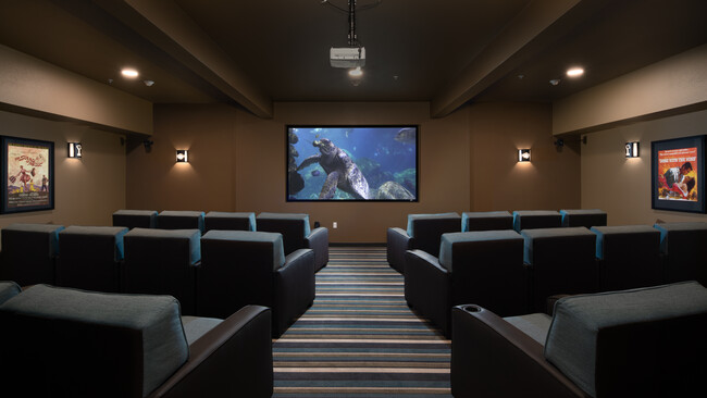 Sala de cine - Affinity at Puyallup 62+