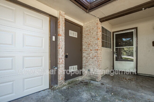 Building Photo - 6000 Evers Rd