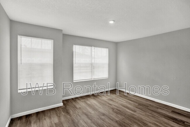 Foto del edificio - 9858 Morgan Marsh Ct