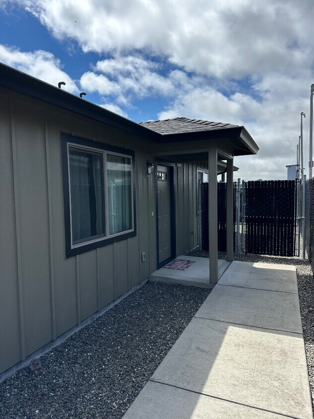 Foto principal - 2500 Avery Ct