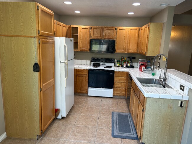 Foto del edificio - 9110 Sonoma Way