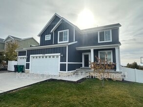 Building Photo - 1028 E Bigelow Ave