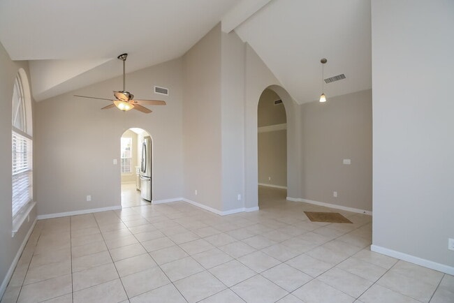 Foto del edificio - 707 W Mesquite St