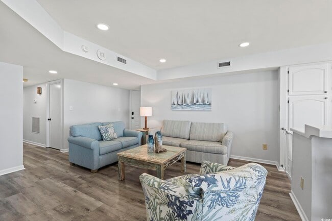 Foto del edificio - 5800 N Ocean Blvd