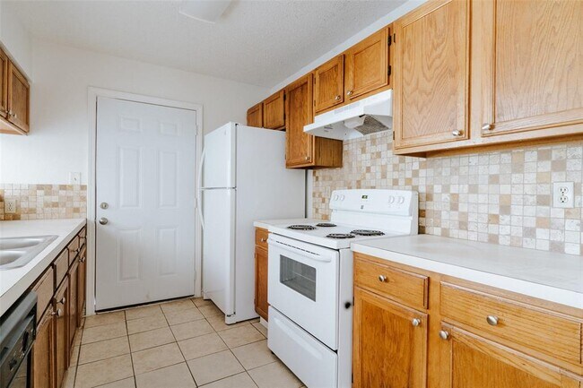 Foto del edificio - 23393 Nameless Rd