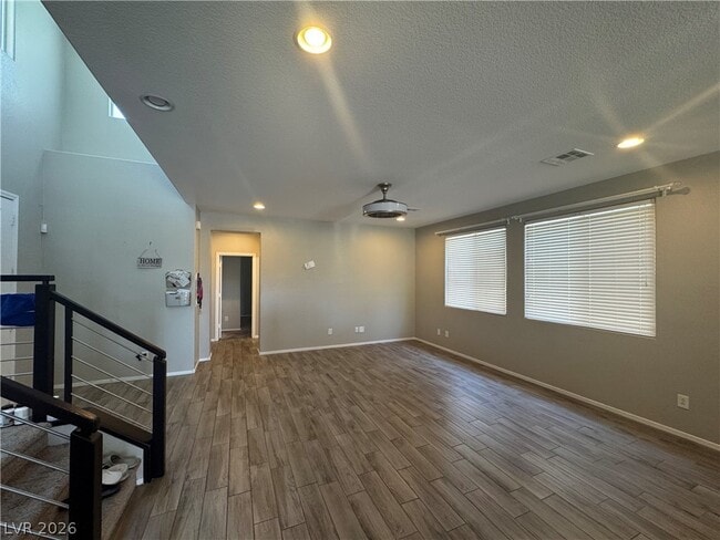 Building Photo - 43 Heathrow Lake Ave