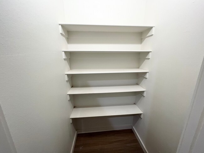 Foto del edificio - 5525 Itasca St