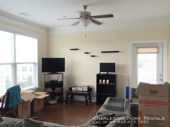 Foto del edificio - 2244 Ashley Crossing Dr
