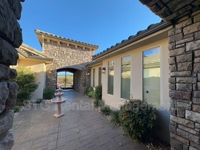 Foto del edificio - 668 Rio Virgin Dr