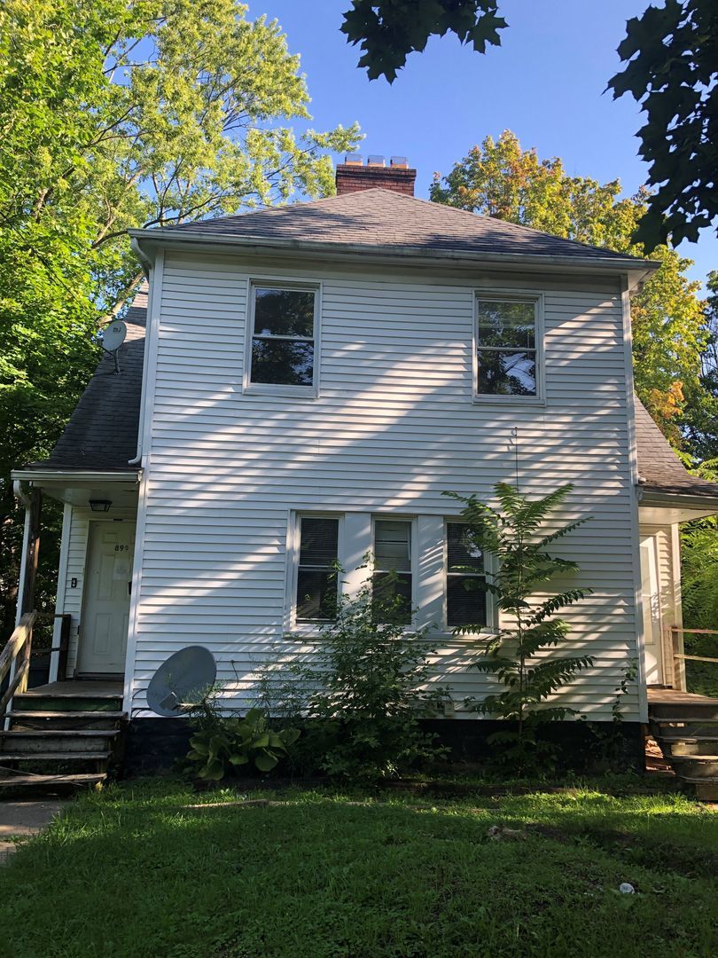 897 Stadelman Ave Akron, OH 44320 – photo 1
