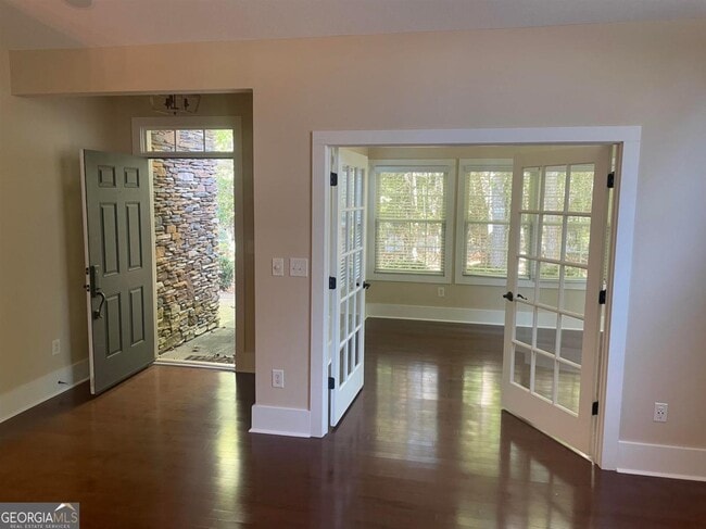 Foto del edificio - 142 Edgewood Ct