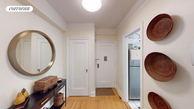 Building Photo - 210 E 68th St