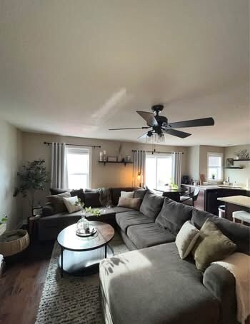 Foto del edificio - 4825 NE McDougal Ln