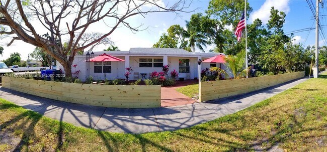 Building Photo - 1030 S 62nd Ave