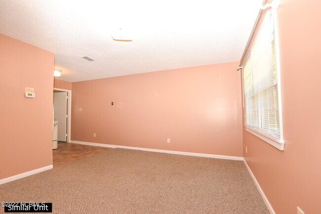 Building Photo - 1619 Halltown Rd