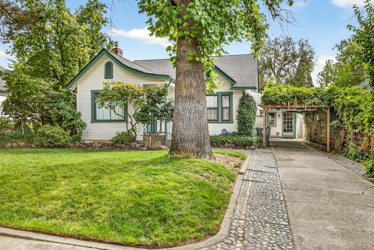 Primary Photo - 1306 Reddy Ave