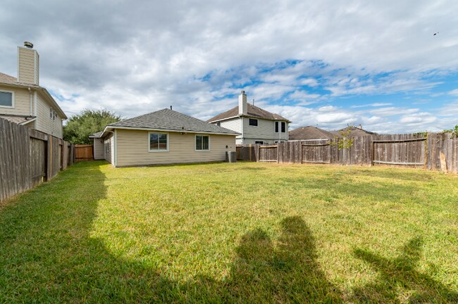 Foto del edificio - 16143 Bantam Ridge Ct