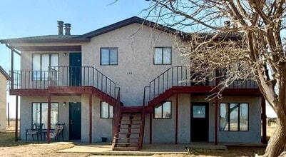 Building Photo - 408 SE 6th St