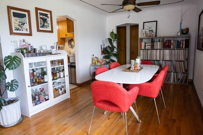Foto del edificio - Spacious 4BR House in Denver