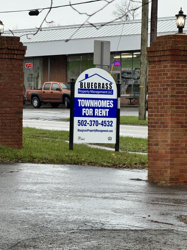 Photo - 111 Hiawatha Trail (Georgetown, KY)