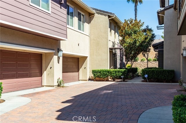 Foto del edificio - 12336 Hollyhock Dr