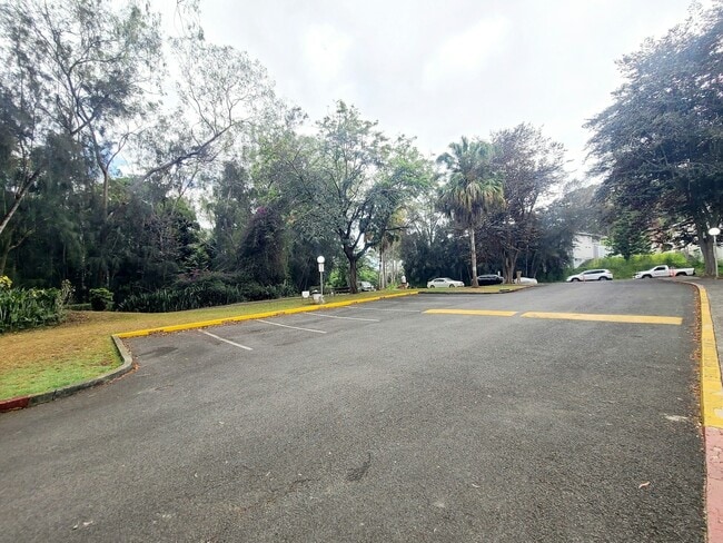 Building Photo - 95-269-269 Waikalani Dr