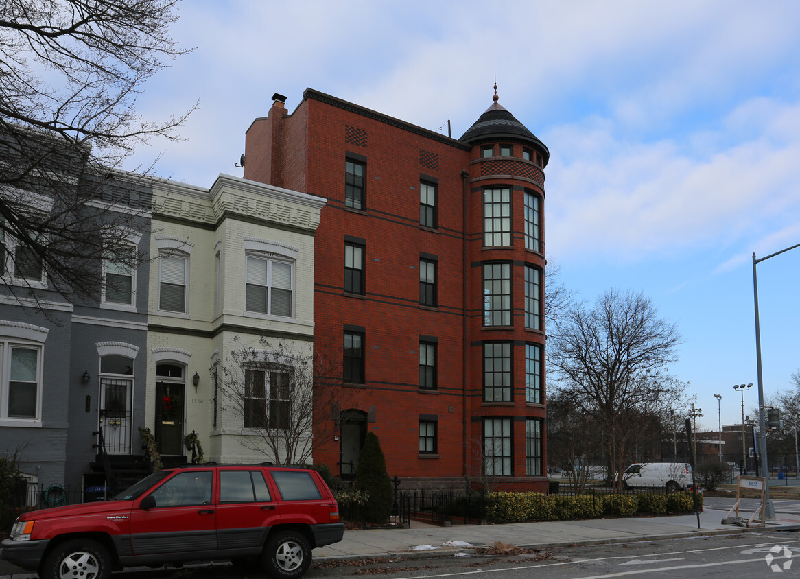 Building Photo - 1000 Rhode Island Ave NW