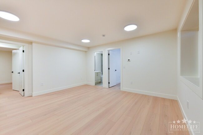 Building Photo - Brand New 2-Bedroom Basement Suite in North Delta – Utilities Included
