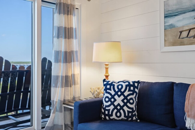 Building Photo - 23223 Front Beach Rd