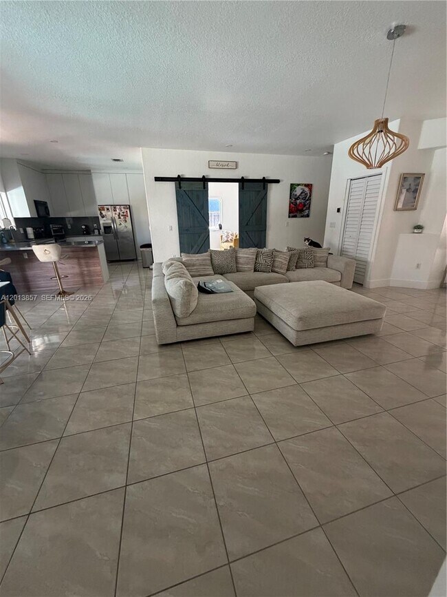 Foto del edificio - 16479 SW 53rd St