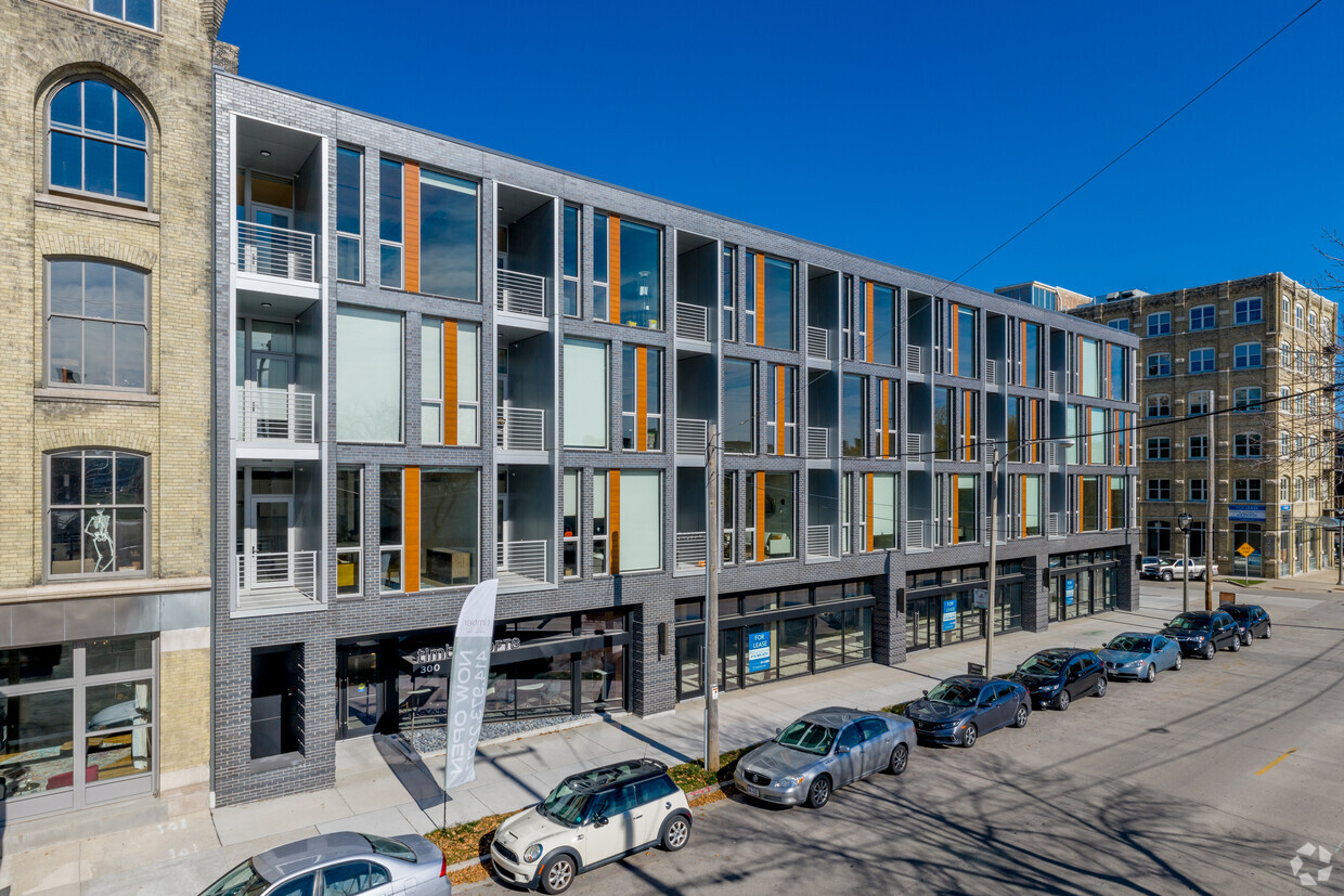 Primary Photo - Timber Lofts MKE