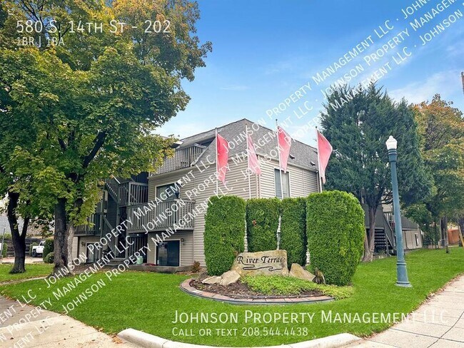 Foto del edificio - 580 S 14th St