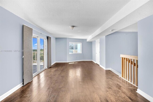 Foto del edificio - 280 SW 20th Rd