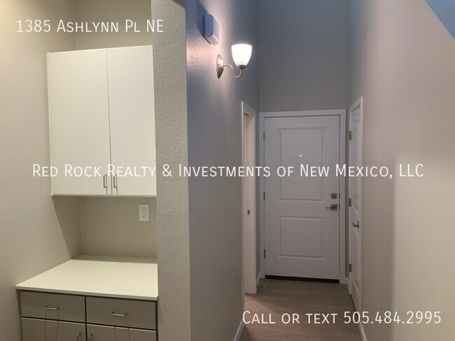 Foto del edificio - 1385 Ashlynn Pl