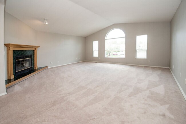 Foto del edificio - 11800 Alderwood Loop