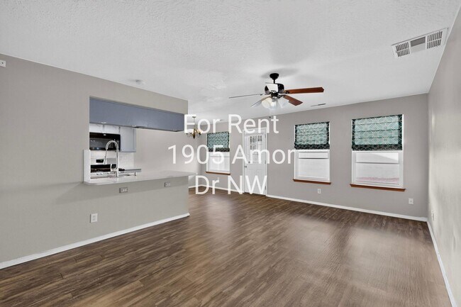 Foto del edificio - 1905 Amor Dr NW