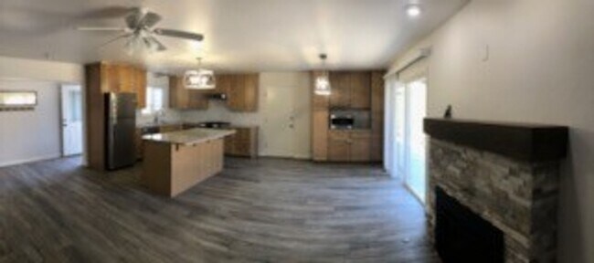 Foto del edificio - 3-Bed 2-Bath North Chico Residential