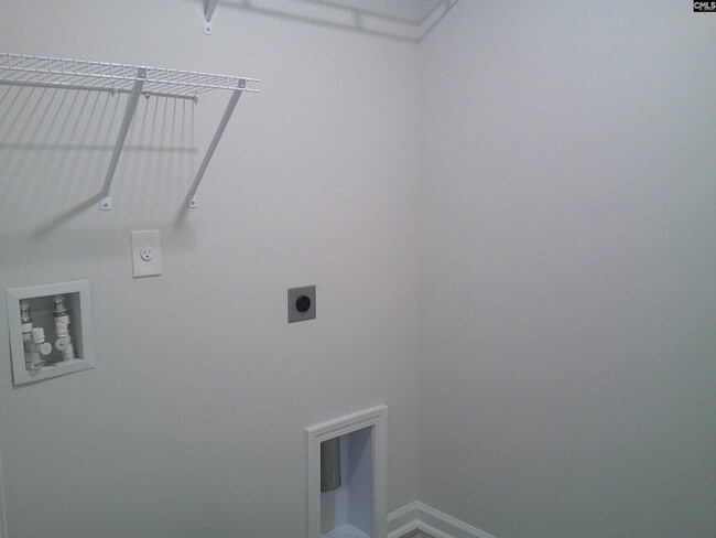 Building Photo - 1425 Tamarind Ln