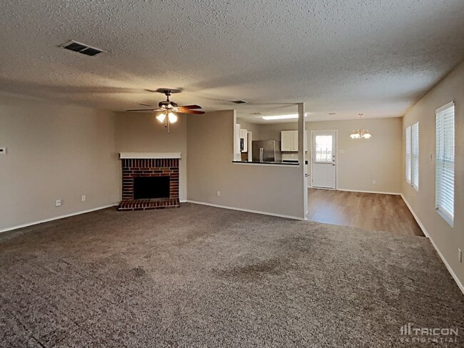 Building Photo - 4112 Gray Fox Dr