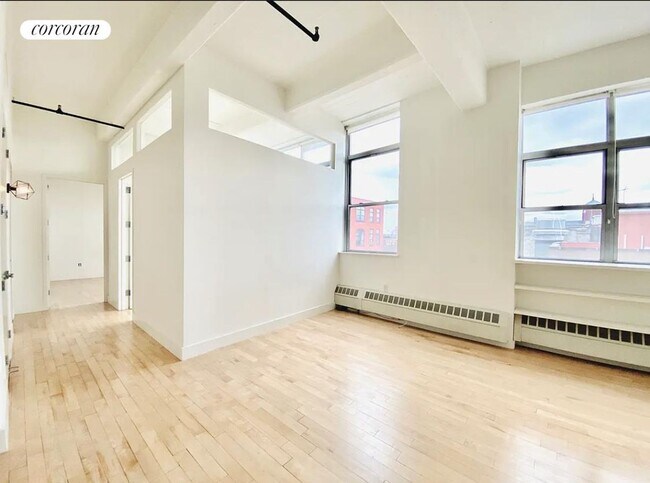 Foto del edificio - 970 Kent Ave