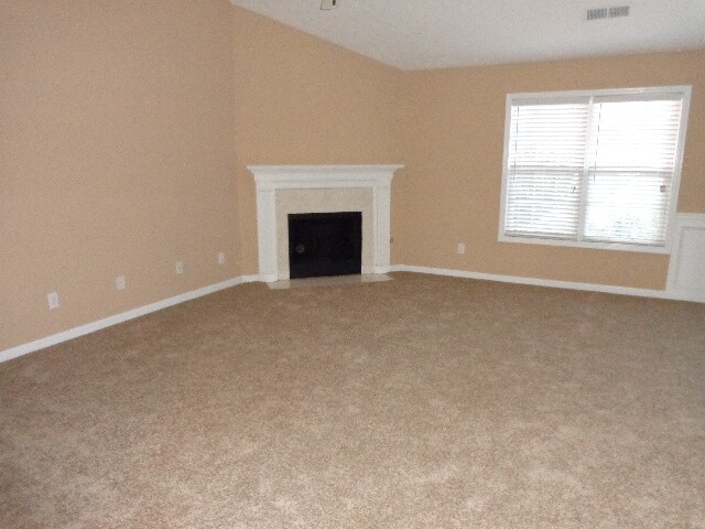 Foto del edificio - 725 Windsor Brook Ln