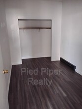 Building Photo - 302 N Broad St