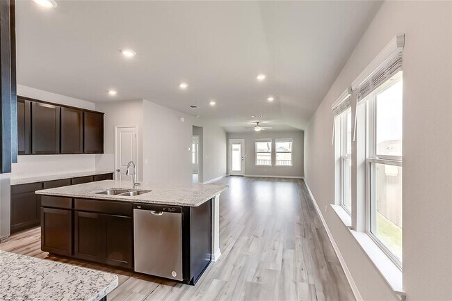 Building Photo - 3614 Twin Glades Pass