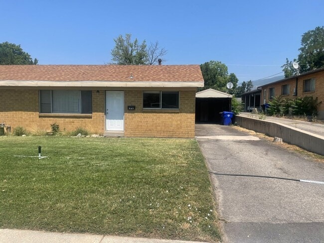 225-227 E 200 S - 225-227 E 200 S Apartment