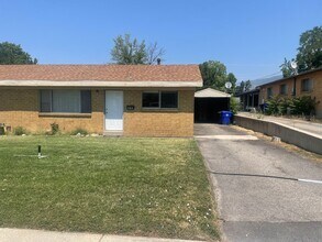Building Photo - 225 E 200 S